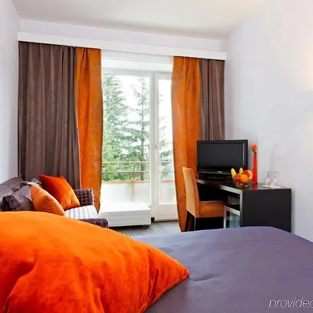 The Excelsior 4* Αρόζα