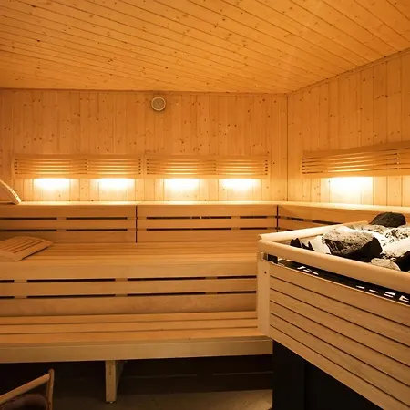 Отель The Excelsior