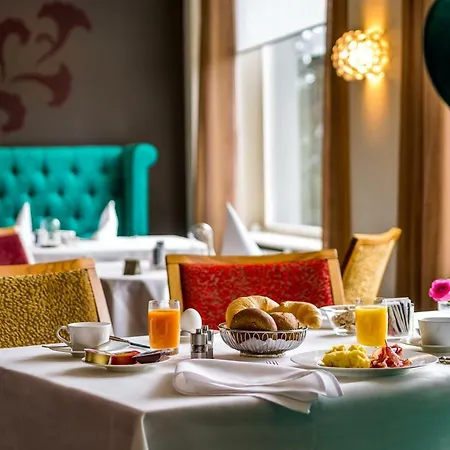 The Excelsior Отель