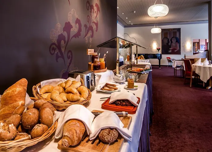 The Excelsior 4* Arosa