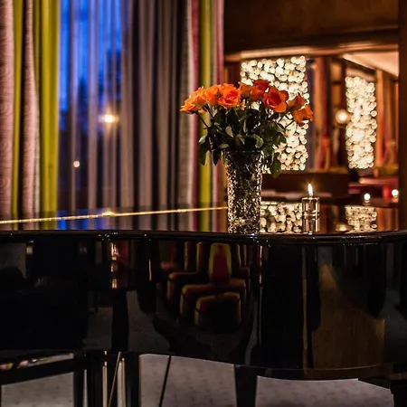 The Excelsior 4* Arosa